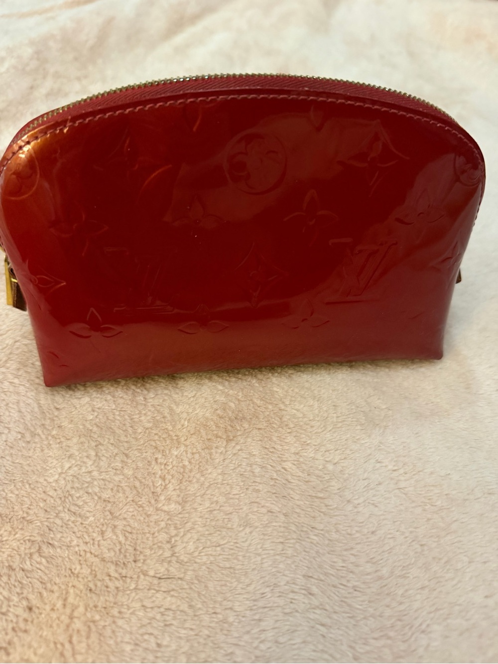 Louis Vuitton As Is Flawed Pomme Red Vernis Monogram Cosmetic Pouch PM